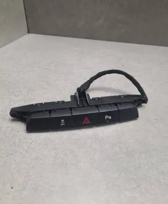 Hazard light switch