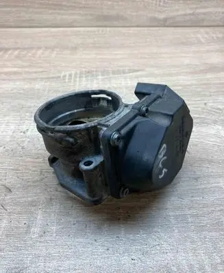 Volkswagen Touran I Throttle valve 03G128063G A2C53249824
