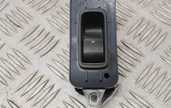 Subaru Legacy Electric window control switch 94266