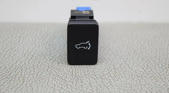Mitsubishi Outlander Tailgate/boot open switch button 8616A073