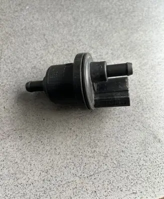 Volkswagen Golf Plus Valve vacuum 6QE906517 2580116B