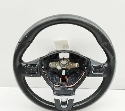 Volkswagen Jetta VI Steering wheel 5C0419091K
