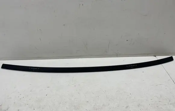 Roof trim bar molding cover