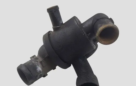 Skoda Octavia Mk2 (1Z) Thermostat/thermostat housing 03L121111S V7548003