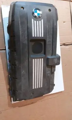 BMW 3 E90 E91 Engine cover (trim) 1060750001