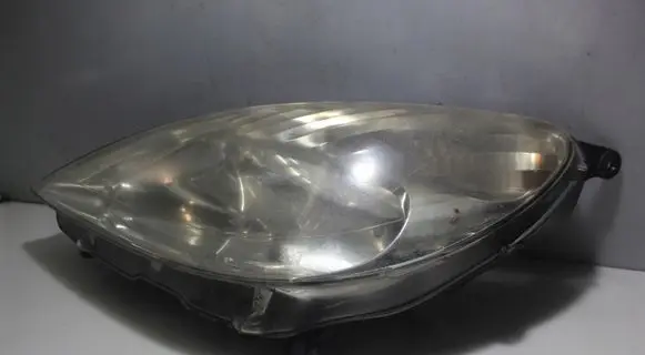 Peugeot 607 Headlight/headlamp