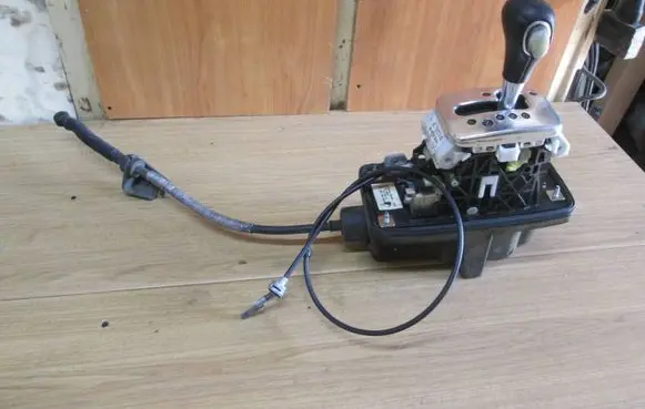 Audi A4 S4 B6 8E 8H Gear shifter/selector 8E1713111E