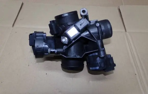 Peugeot 407 Throttle valve 9655971780