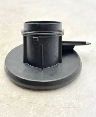 BMW 3 E90 E91 Oil filler cap 7804048 11127804048 15265812