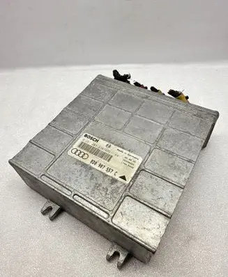 Audi A4 S4 B5 8D Engine control unit/module 8D0907557C 0261203938 26SA4025