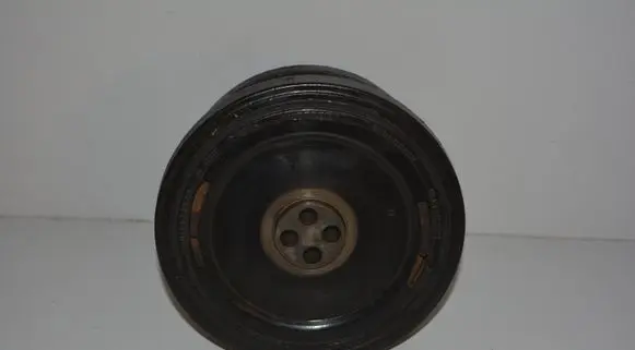 BMW 5 E39 Crankshaft pulley