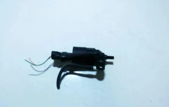 Renault Scenic I Windscreen/windshield washer pump 7700821782