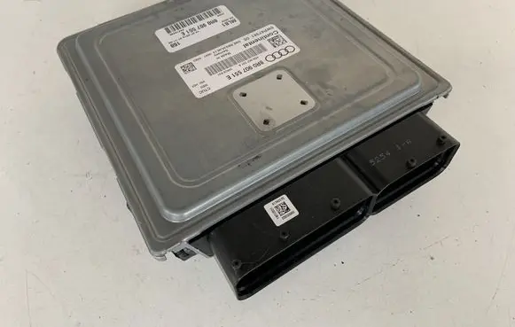 Audi Q5 SQ5 Engine control unit/module 8R0907551E 4G0907551A