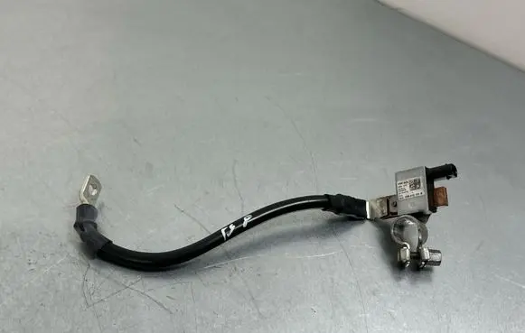 Volkswagen PASSAT B8 Negative earth cable (battery) 3Q0915181B 22102016 17894900