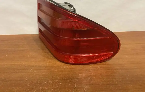 Mercedes-Benz E W210 Rear/tail lights A2108204464 B362