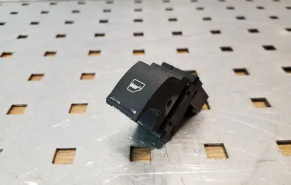 Volkswagen PASSAT B6 Electric window control switch 1F0959855