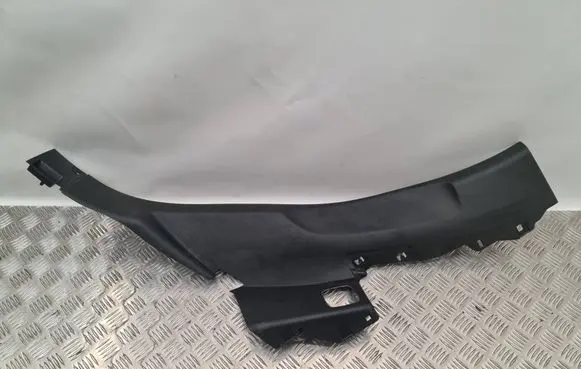 Audi Q7 4M (C) pillar trim 4M0867768D 4M0867768E