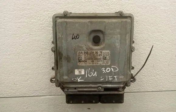 Mercedes-Benz ML W164 Engine control unit/module A6421509678 1039S21388 0281013753