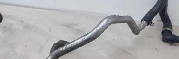 Mercedes-Benz S W222 Engine coolant pipe/hose A1762000252
