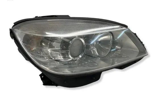 Mercedes-Benz C W204 Headlight/headlamp A2048208661