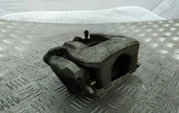 Mitsubishi Outlander Rear brake caliper