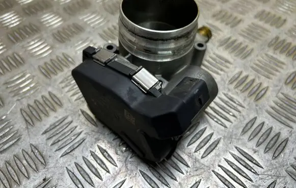 BMW 5 F10 F11 Throttle valve 7588625 1608208843 A2C53355204