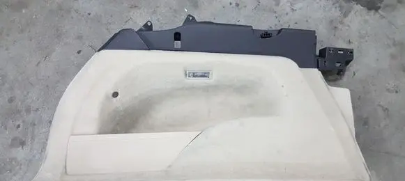 Volkswagen Touareg II Trunk/boot side trim panel 7P6863819 7P6867037