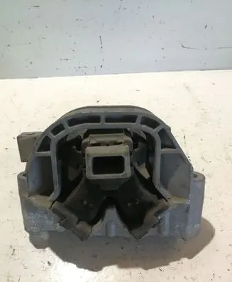 Citroen C3 Engine mount bracket 9637944280