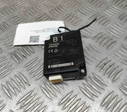 Toyota RAV 4 (XA50) Keyless (KESSY) go control unit/module 61G088000 897B042110