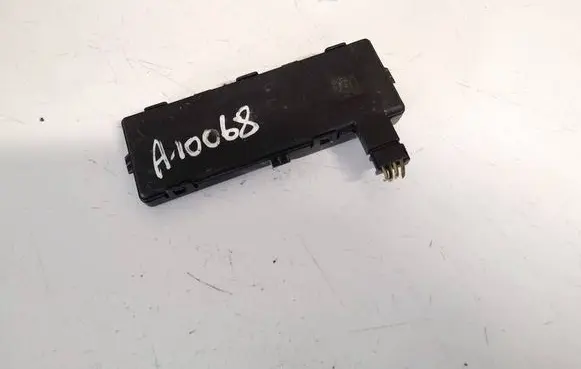 Antenna control unit