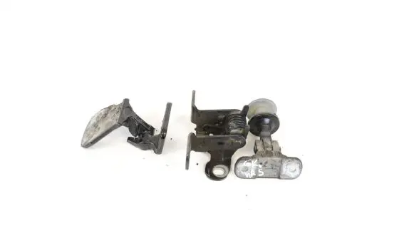 Land Rover Discovery 4 - LR4 Rear door lower hinge