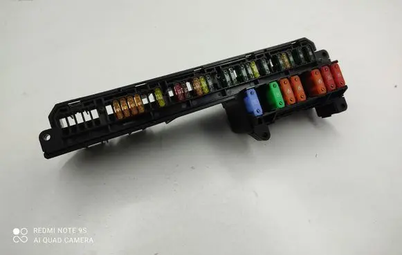 BMW 5 E60 E61 Fuse module 6114695733002
