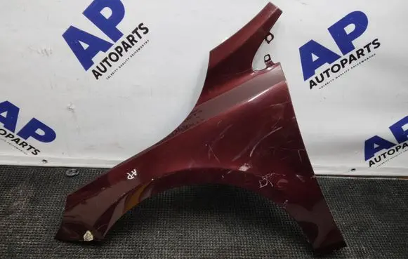 Volvo V40 Fender