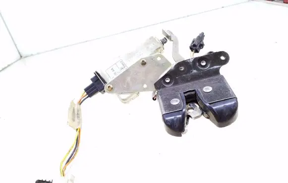 Ford Scorpio Tailgate/trunk/boot lock/catch/latch
