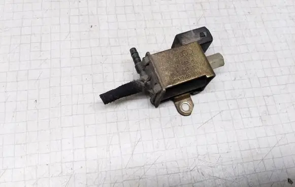 Audi A6 S6 C4 4A Turbo solenoid valve 028906283H
