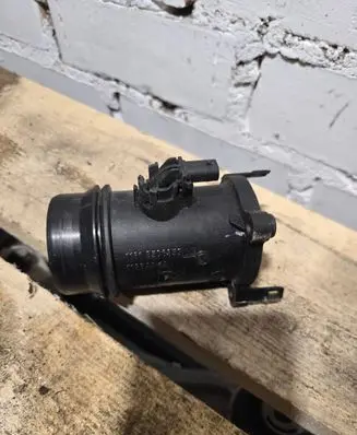 BMW 5 F10 F11 Mass air flow meter 8506359 11884414