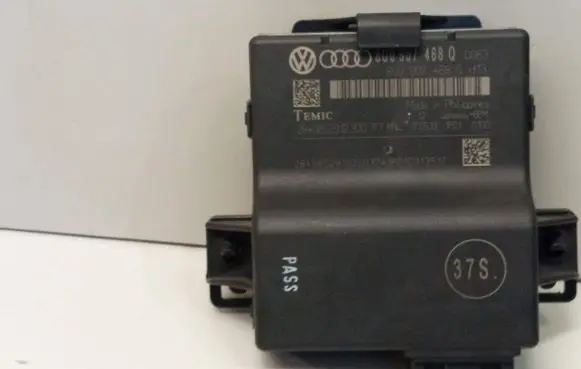 Audi Q3 8U Gateway control module 8U0907468Q 8U0907468G