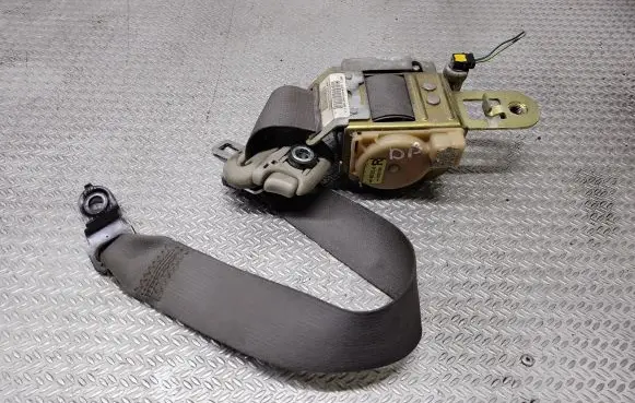 Dodge Durango Front seatbelt P5HP581D5AE