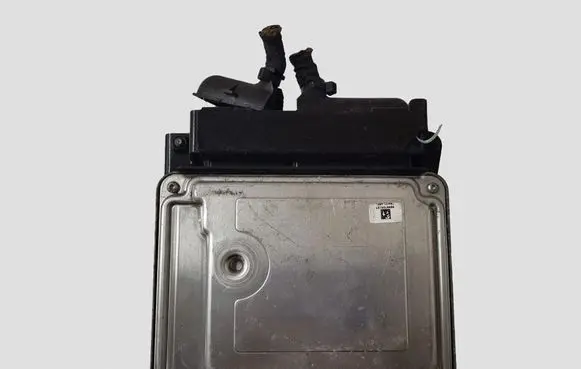 Audi A3 S3 8P Engine control unit/module 0281013276 1039S15967