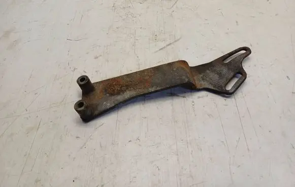Audi 80 90 B3 Power steering pump mounting bracket 026145545A