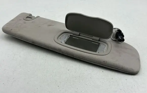 Chrysler Pacifica Sun visor 05108114AA
