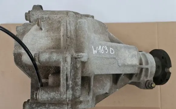 Mercedes-Benz ML W163 Rear differential 4460310013