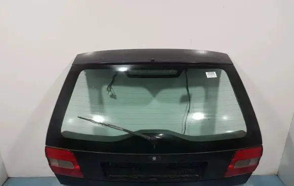 Volvo S40, V40 Tailgate/trunk/boot lid