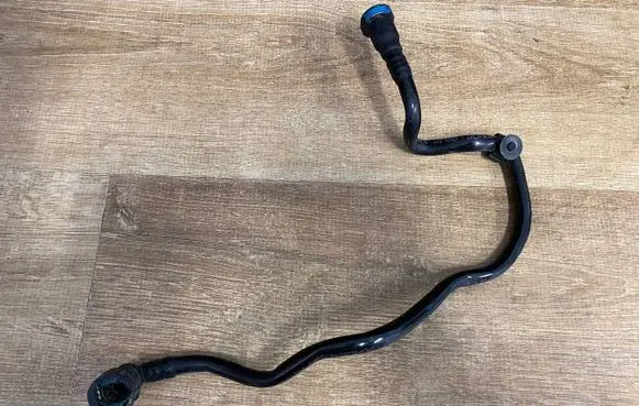 Land Rover Range Rover L405 Engine coolant pipe/hose CPLA-8C289-CB CPLA8C289CB CPLA-8C289