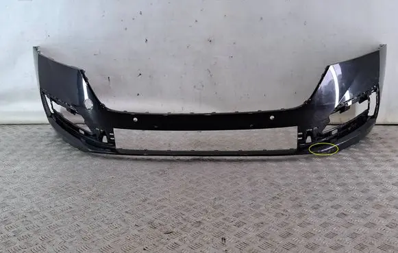 Skoda Octavia Mk4 Front bumper 5E3807221