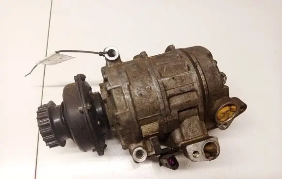 Volkswagen Touareg I Air conditioning (A/C) compressor (pump) 7H0820805J 20100900166