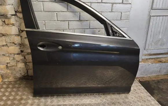 BMW 5 G30 G31 G38 Front door 4113779