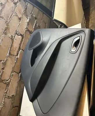 Renault Captur Rear door card panel trim