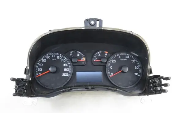 Speedometer (instrument cluster)