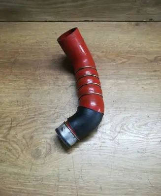 Audi A4 S4 B7 8E 8H Intercooler hose/pipe